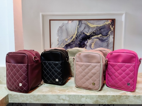 Six Bag - Image 4